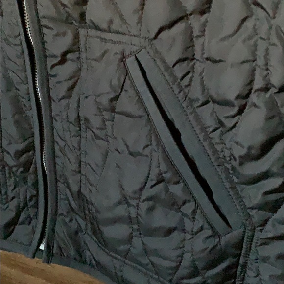 Old Navy - Vest - Picture 2 of 3